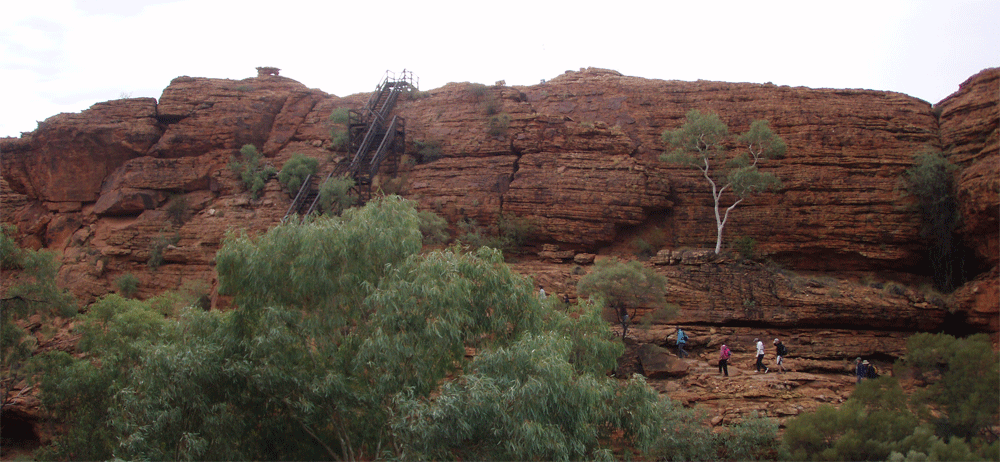 Kings Canyon - the steps to the Rim Walk